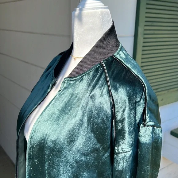 J Brand Velvet Bomber Jacket NWOT - Picture 9 of 10